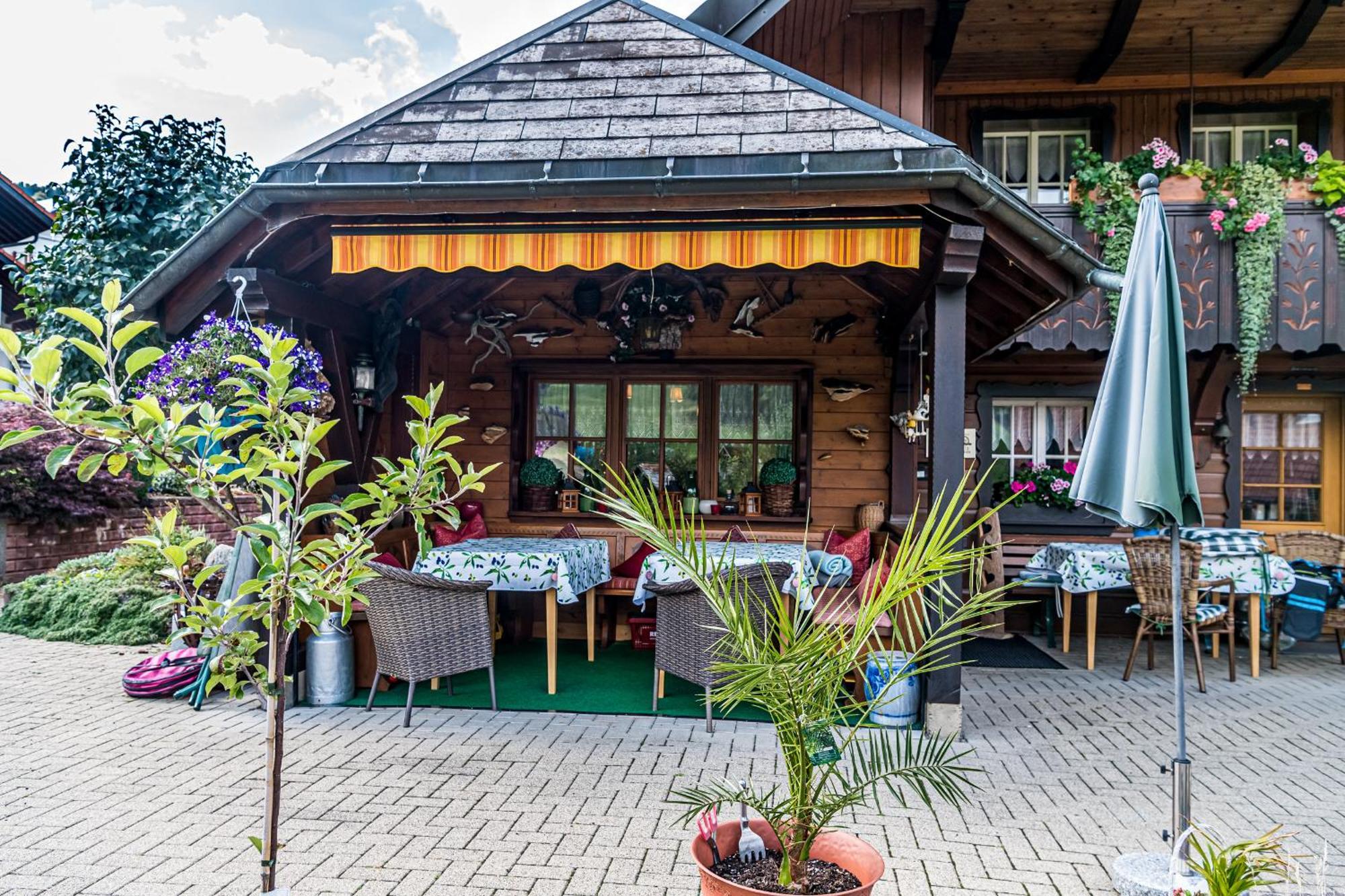 Hotel Haus Erika à Wieden Extérieur photo